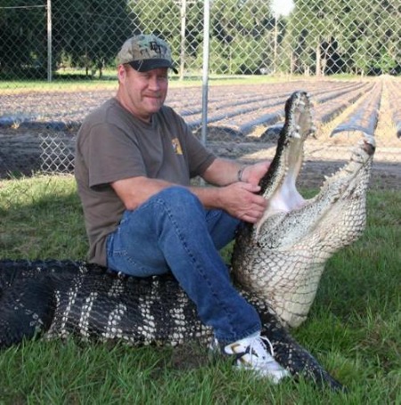 Roger 11' alligator Florida hunt